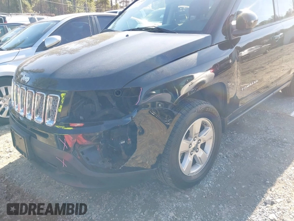 2016 Jeep Compass Latitude with VIN 1C4NJCEA3GD734883, listed as a IAAI auction lot 41340569 with 150,165 mi miles. Bid and sale history available at carsss.com. Image 6.