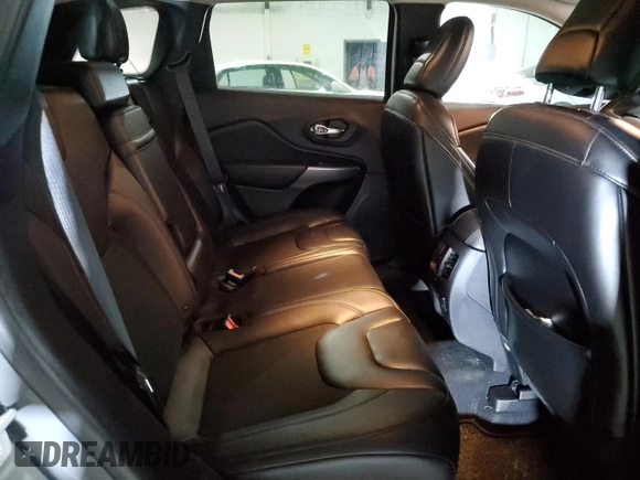 2019 Jeep Cherokee Latitude Plus с VIN 1C4PJMLB0KD398399, выставлен на аукционе Copart как лот 45468265 с пробегом 74 870 миль миль и Списание • Salvage title. История ставок и продаж доступна на DreamBid. Изображение 11.