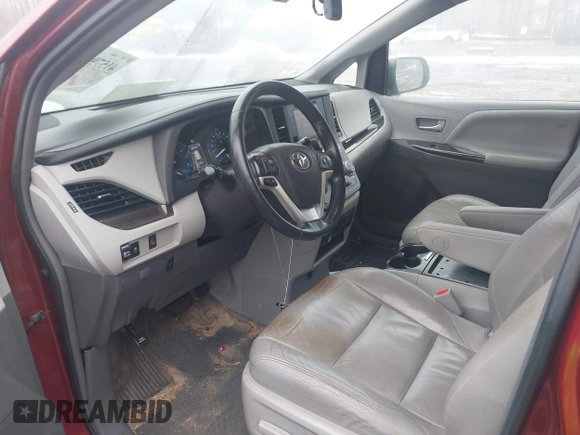 2015 Toyota Sienna Ltd with VIN 5TDDK3DC5FS106080, listed as a IAAI auction lot 41579010 with 133,495 mi miles. Bid and sale history available at carsss.com. Image 5.