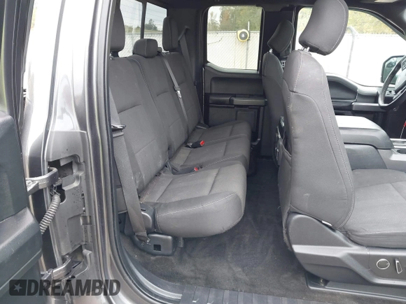 2015 Ford F-150 XLT with VIN 1FTEX1EP7FFA52955, listed as a IAAI auction lot 40799137 with 134,290 mi miles. Bid and sale history available at carsss.com. Image 8.