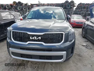 2024 Kia Telluride LX z VIN 5XYP24GC4RG542225, wystawiony jako IAAI lot #40726805 z przebiegiem 9 285 mil mil oraz . Historia ofert i sprzedaży dostępna na DreamBid. Obrazek 12.