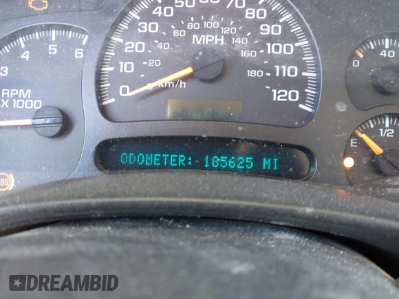 2005 Chevrolet Silverado 1500 Work Truck z VIN 2GCEK19V851367356, wystawiony jako IAAI lot #41448496 z przebiegiem 185 625 mil mil oraz . Historia ofert i sprzedaży dostępna na DreamBid. Obrazek 15.