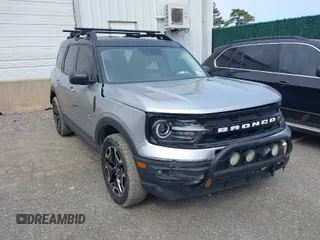 2022 Ford Bronco Sport Outer Banks z VIN 3FMCR9C61NRD96787, wystawiony jako IAAI lot #42019196 z przebiegiem 44 385 mil mil oraz . Historia ofert i sprzedaży dostępna na DreamBid. Obrazek 1.