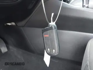 2024 Jeep Compass Sport с VIN 3C4NJDANXRT583844, выставлен на аукционе IAAI как лот 41359436 с пробегом 12 622 миль миль и . История ставок и продаж доступна на DreamBid. Изображение 11.