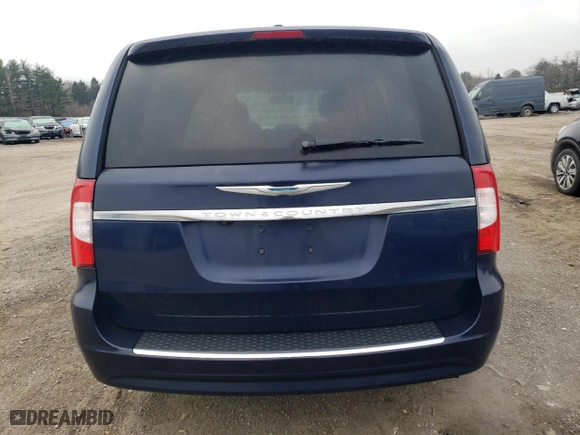 2015 Chrysler Town & Country Touring with VIN 2C4RC1BG7FR630191, listed as a Copart auction lot 86219654 with 147,380 mi miles and Clean Title. Bid and sale history available at carsss.com. Image 6.
