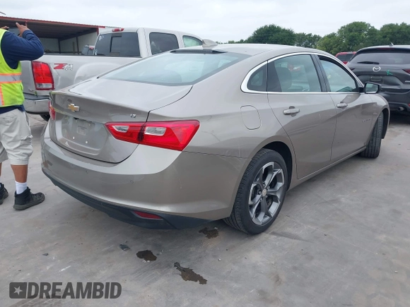 2024 Chevrolet Malibu LT with VIN 1G1ZD5ST1RF131733, listed as a IAAI auction lot 42245899 with 30,850 mi miles and . Bid and sale history available at DreamBid. Image 4.