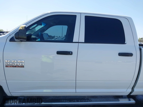 2014 Ram 2500 Tradesman with VIN 3C6TR4CT6EG243306, listed as a IAAI auction lot 41860120 with 101,110 mi miles and . Bid and sale history available at DreamBid. Image 14.