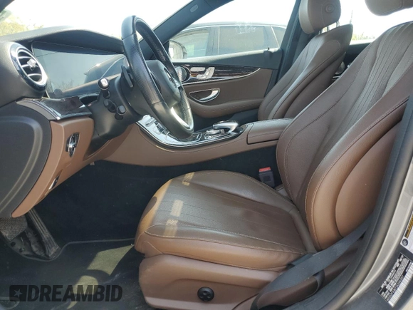 2018 Mercedes-Benz E 300 with VIN WDDZF4JB7JA336307, listed as a Copart auction lot 50811295 with 59,105 mi miles and Salvage title. Bid and sale history available at DreamBid. Image 7.