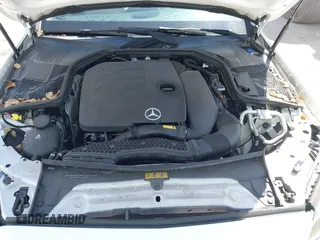 2019 Mercedes-Benz C 300 with VIN 55SWF8DB5KU311106, listed as a IAAI auction lot 42022680 with Not provided miles and . Bid and sale history available at DreamBid. Image 10.