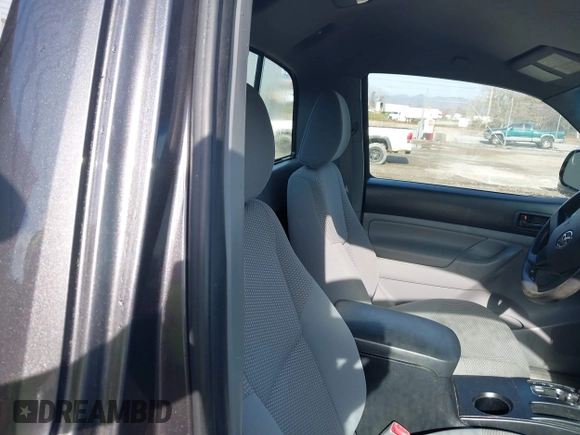2012 Toyota Tacoma with VIN 5TFPX4EN7CX010901, listed as a IAAI auction lot 41963689 with 183,579 mi miles and . Bid and sale history available at DreamBid. Image 8.