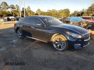 2018 Infiniti Q70 Luxe with VIN JN1BY1PR3JM370674, listed as a Copart auction lot 80849564 with 68,702 mi miles and Salvage title. Bid and sale history available at DreamBid. Image 4.