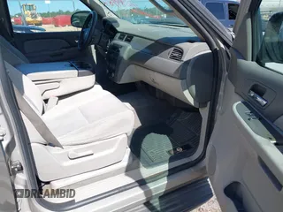 2009 Chevrolet Tahoe LS с VIN 1GNFC13CX9R215589, выставлен на аукционе IAAI как лот 42789982 с пробегом 269 379 миль миль и . История ставок и продаж доступна на DreamBid. Изображение 5.