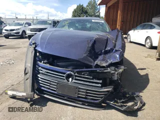 2019 Volkswagen Arteon SEL Premium R-Line z VIN WVWTR7AN3KE000652, wystawiony jako Copart lot #68808043 z przebiegiem 22 408 mil mil oraz . Historia ofert i sprzedaży dostępna na DreamBid. Obrazek 5.