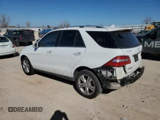 2015 Mercedes-Benz M 350 z VIN 4JGDA5HB8FA581991, wystawiony jako Copart lot #47315135 z przebiegiem 155 792 mil mil oraz Szkoda całkowita • Salvage title. Historia ofert i sprzedaży dostępna na DreamBid. Obrazek 2.