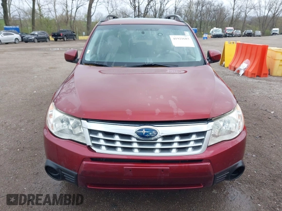 2013 Subaru Forester 2.5X Premium with VIN JF2SHADC9DH433403, listed as a IAAI auction lot 41921603 with 164,417 mi miles. Bid and sale history available at carsss.com. Image 12.