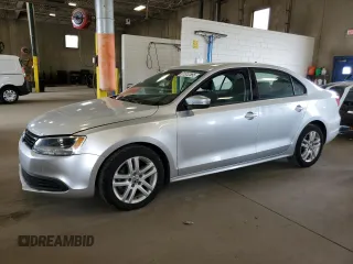 2011 Volkswagen Jetta TDI z VIN 3VWLL7AJ3BM078323, wystawiony jako Copart lot #61812565 z przebiegiem 123 307 mil mil oraz Szkoda całkowita • Salvage title. Historia ofert i sprzedaży dostępna na DreamBid. Obrazek 1.