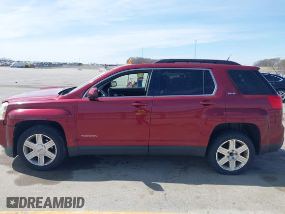 2011 GMC Terrain SLE-2 z VIN 2CTFLSE50B6331676, wystawiony jako IAAI lot #41962541 z przebiegiem 119 591 mil mil oraz . Historia ofert i sprzedaży dostępna na DreamBid. Obrazek 14.