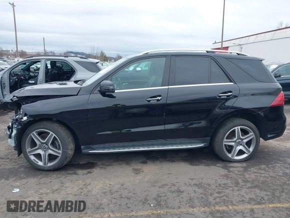 2017 Mercedes-Benz GLE 350 z VIN 4JGDA5HBXHA960218, wystawiony jako IAAI lot #41573755 z przebiegiem 37 868 mil mil oraz . Historia ofert i sprzedaży dostępna na DreamBid. Obrazek 15.
