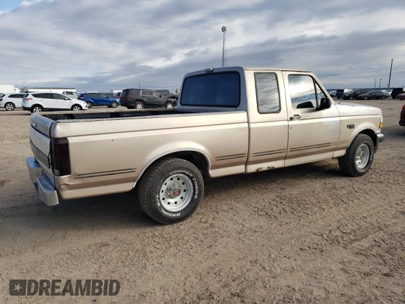 1993 Ford F-150 with VIN 1FTEX15N5PKA64335, listed as a Copart auction lot 84205744 with 278,070 mi miles and Clean Title. Bid and sale history available at carsss.com. Image 3.