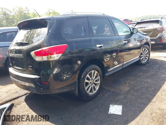 2015 Nissan Pathfinder Platinum z VIN 5N1AR2MM7FC707876, wystawiony jako IAAI lot #42255193 z przebiegiem 144 051 mil mil oraz . Historia ofert i sprzedaży dostępna na DreamBid. Obrazek 4.