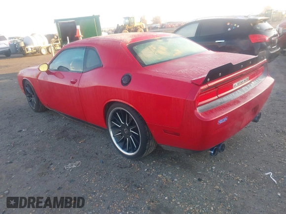2011 Dodge Challenger z VIN 2B3CJ4DGXBH561850, wystawiony jako IAAI lot #41139802 z przebiegiem 155 948 mil mil oraz . Historia ofert i sprzedaży dostępna na DreamBid. Obrazek 3.