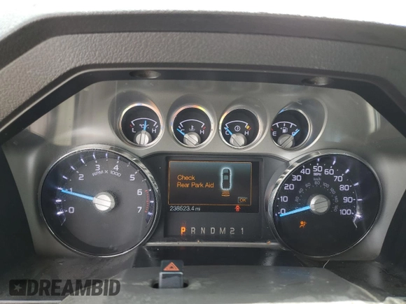 2011 Ford F-250 XL с VIN 1FT7W2B69BEB80806, выставлен на аукционе Copart как лот 60669465 с пробегом 238 523 миль миль и Списание • Salvage title. История ставок и продаж доступна на DreamBid. Изображение 9.