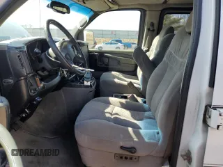 2005 Chevrolet Express Cargo Van YF7 Upfitter with VIN 1GBFG15T051205550, listed as a Copart auction lot 50245045 with 310,774 mi miles and Clean Title. Bid and sale history available at carsss.com. Image 7.