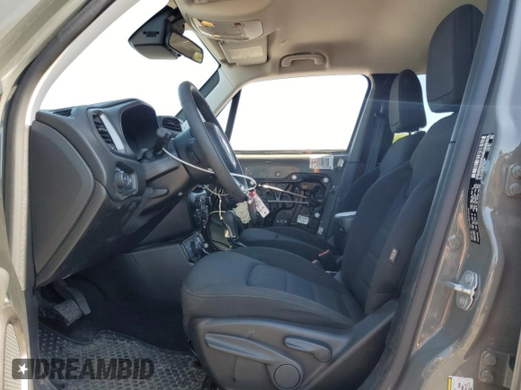 2022 Jeep Renegade Latitude with VIN ZACNJDB18NPN77583, listed as a Copart auction lot 56222315 with 21,551 mi miles and Salvage title. Bid and sale history available at DreamBid. Image 7.