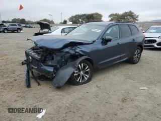 2024 Volvo XC60 Recharge Plug-In Hybrid Core Dark Theme with VIN YV4H60DK3R1776379, listed as a Copart auction lot 86554544 with 0 mi miles and Salvage Title. Bid and sale history available at carsss.com. Image 1.