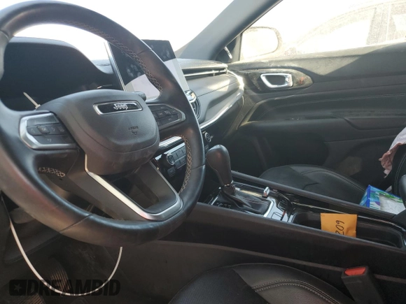 2022 Jeep Compass Limited with VIN 3C4NJDCB7NT209950, listed as a Copart auction lot 60247605 with Not provided miles and Salvage title. Bid and sale history available at DreamBid. Image 9.