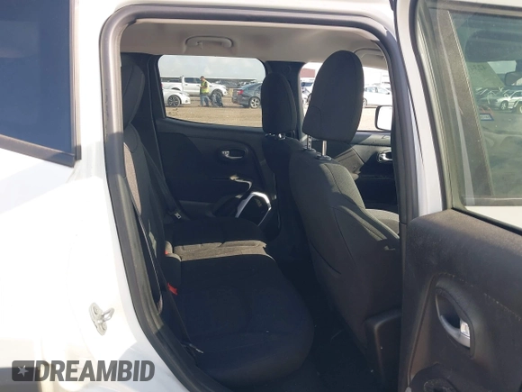 2018 Jeep Renegade Altitude with VIN ZACCJABB8JPG86847, listed as a IAAI auction lot 42341355 with 112,541 mi miles and . Bid and sale history available at DreamBid. Image 8.