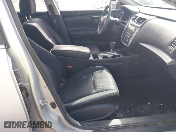 2016 Nissan Altima SR with VIN 1N4AL3AP4GC201259, listed as a IAAI auction lot 42173893 with 129,866 mi miles and . Bid and sale history available at carsss.com. Image 5.