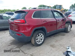 2016 Jeep Cherokee Altitude z VIN 1C4PJMCB4GW267634, wystawiony jako IAAI lot #41320557 z przebiegiem 74 731 mil mil oraz . Historia ofert i sprzedaży dostępna na DreamBid. Obrazek 4.