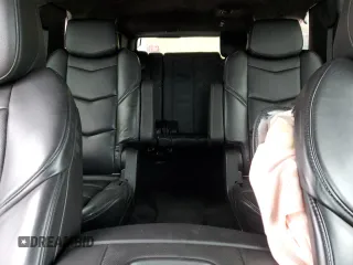2019 Cadillac Escalade ESV Platinum z VIN 1GYS4KKJ3KR199245, wystawiony jako Copart lot #84854564 z przebiegiem Nie podano mil oraz Szkoda całkowita • Salvage title. Historia ofert i sprzedaży dostępna na DreamBid. Obrazek 10.