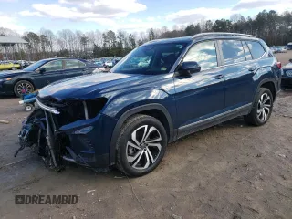 2022 Volkswagen Atlas SEL with VIN 1V2BR2CA7NC551867, listed as a Copart auction lot 88635095 with 45,018 mi miles and Salvage title. Bid and sale history available at DreamBid. Image 1.