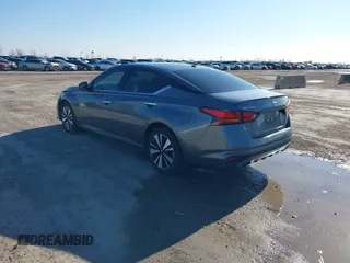 2019 Nissan Altima 2.5 SV with VIN 1N4BL4DV4KC105452, listed as a IAAI auction lot 41406164 with 99,658 mi miles. Bid and sale history available at carsss.com. Image 3.