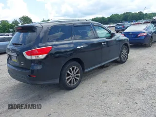 2015 Nissan Pathfinder Platinum with VIN 5N1AR2MM2FC649787, listed as a IAAI auction lot 42730039 with 205,327 mi miles and . Bid and sale history available at DreamBid. Image 4.