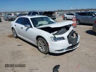 2017 Chrysler 300 with VIN 2C3CCAEG5HH570670, listed as a IAAI auction lot 41813847 with 170,013 mi miles. Bid and sale history available at carsss.com. Image 1.