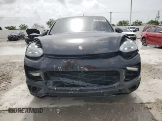 2016 Porsche Cayenne с VIN WP1AA2A20GLA11522, выставлен на аукционе Copart как лот 62493555 с пробегом 43 757 миль миль и Списание • Salvage title. История ставок и продаж доступна на DreamBid. Изображение 5.