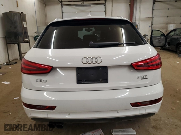 2015 Audi Q3 Premium Plus with VIN WA1EFCFS9FR006974, listed as a Copart auction lot 60036635 with 117,961 mi miles and Clean title. Bid and sale history available at DreamBid. Image 6.