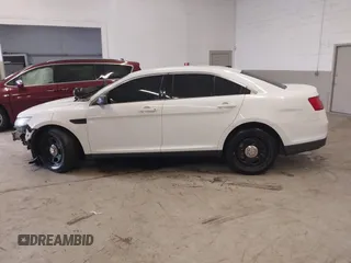 2013 Ford Police Interceptor с VIN 1FAHP2M8XDG152879, выставлен на аукционе IAAI как лот 41976583 с пробегом 138 129 миль миль и . История ставок и продаж доступна на DreamBid. Изображение 15.
