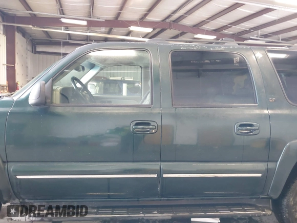 2002 Chevrolet Suburban LS with VIN 1GNFK16Z72J263641, listed as a IAAI auction lot 41549592 with 1 mi miles. Bid and sale history available at carsss.com. Image 14.