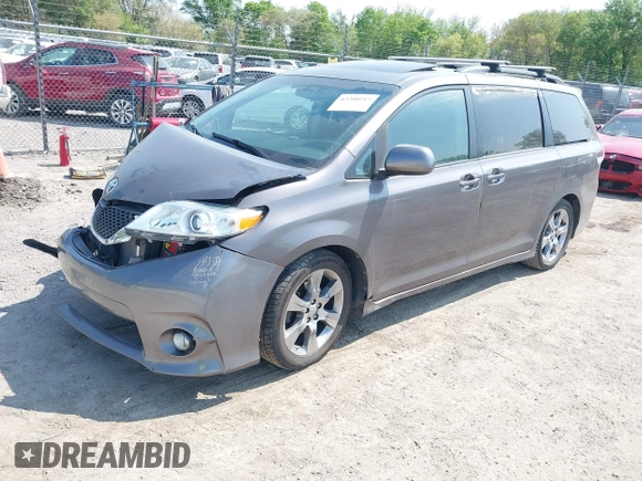 2011 Toyota Sienna SE с VIN 5TDXK3DC0BS126129, выставлен на аукционе IAAI как лот 42200517 с пробегом 158 408 миль миль и . История ставок и продаж доступна на DreamBid. Изображение 2.