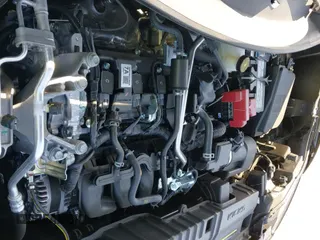 2025 Nissan Kicks SV with VIN 3N8AP6CA5SL380342, listed as a IAAI auction lot 42504003 with 1,033 mi miles and . Bid and sale history available at DreamBid. Image 18.