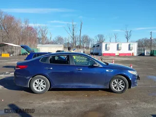 2018 Kia Optima LX with VIN 5XXGT4L33JG191559, listed as a IAAI auction lot 41875793 with 152,479 mi miles. Bid and sale history available at carsss.com. Image 12.