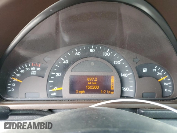2001 Mercedes-Benz C 230/260/280/320 с VIN WDBRF61J21F056499, выставлен на аукционе Copart как лот 65673225 с пробегом 150 300 миль миль и Чистый • Clean title. История ставок и продаж доступна на DreamBid. Изображение 9.
