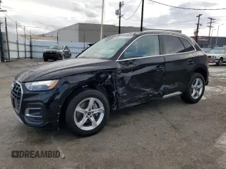 2023 Audi Q5 Premium with VIN WA1ABAFY7P2134272, listed as a Copart auction lot 42450345 with 24,740 mi miles and Salvage Title. Bid and sale history available at carsss.com. Image 1.