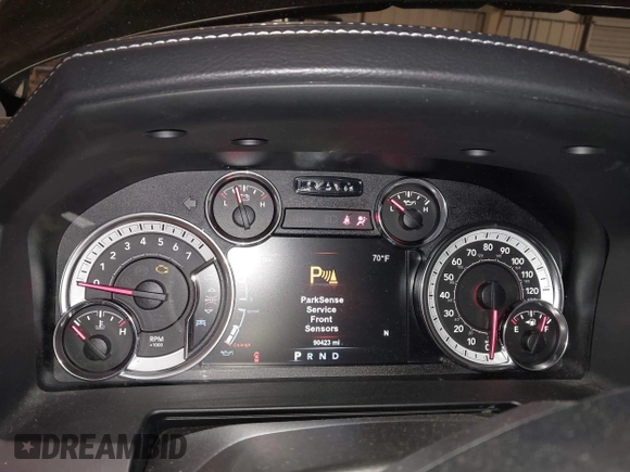 2017 Ram 1500 Night z VIN 1C6RR7MT0HS831726, wystawiony jako IAAI lot #41642459 z przebiegiem 90 423 mil mil oraz . Historia ofert i sprzedaży dostępna na DreamBid. Obrazek 7.