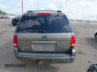 2005 Ford Explorer XLT z VIN 1FMZU73E45UA30741, wystawiony jako IAAI lot #42489994 z przebiegiem Nie podano mil oraz . Historia ofert i sprzedaży dostępna na DreamBid. Obrazek 15.