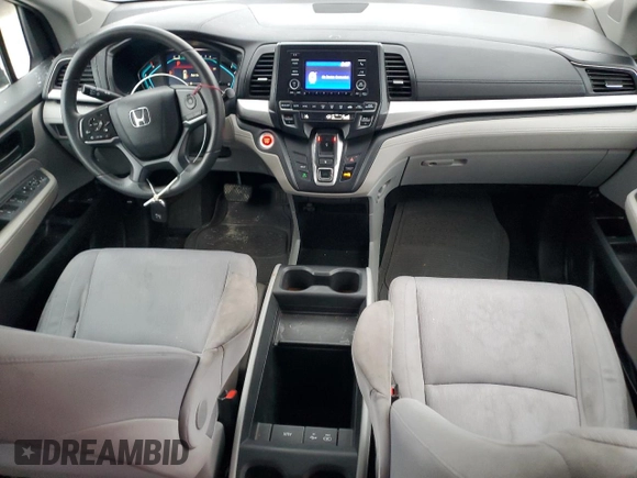 2018 Honda Odyssey LX with VIN 5FNRL6H28JB013928, listed as a Copart auction lot 87695025 with 194,390 mi miles and Salvage Title. Bid and sale history available at carsss.com. Image 8.